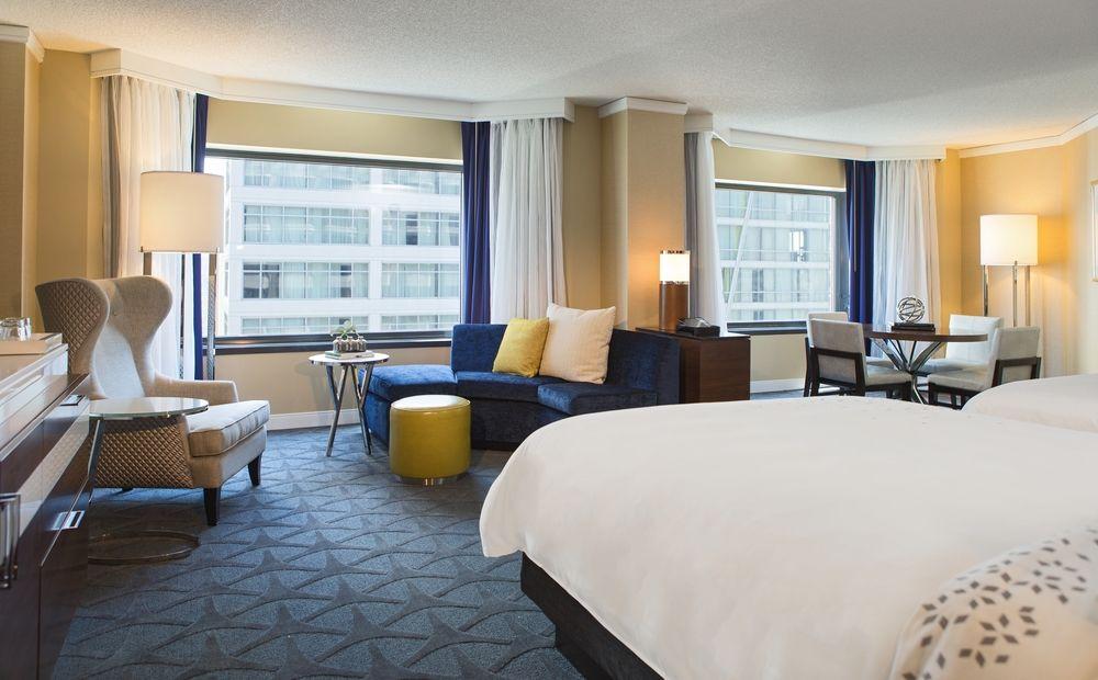 Renaissance Downtown Hotel